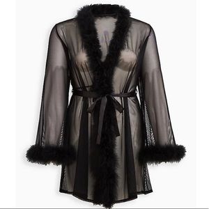 NWT Torrid Marabou Mesh Robe